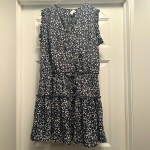 Casual Navy/White Floral Sleeveless Dress